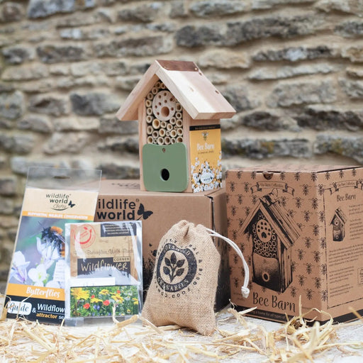 For the love of Bees Gift Pack  (featuring Bee Barn) - Chestnut Mill