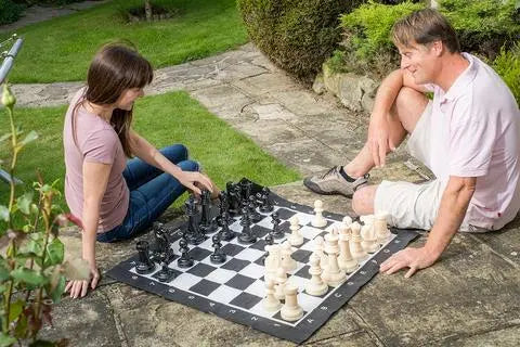 Giant Garden Chess 20.6cm - Chestnut Mill