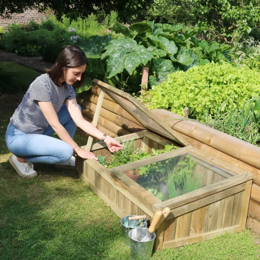 SMALL-SPACE COLD FRAME - Chestnut Mill