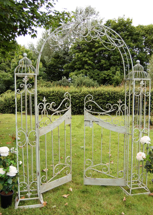 VINTAGE ARCH - With GATES - Antique green - Chestnut Mill