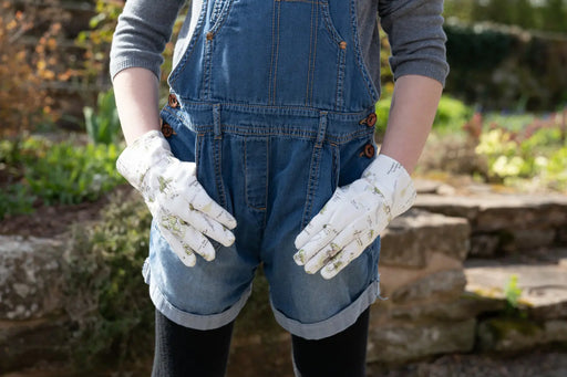 Winnie The Pooh Childrens Gardening Gloves - Set 1 - SPECIAL OFFER - EXTRA 29% OFF - Chestnut Mill